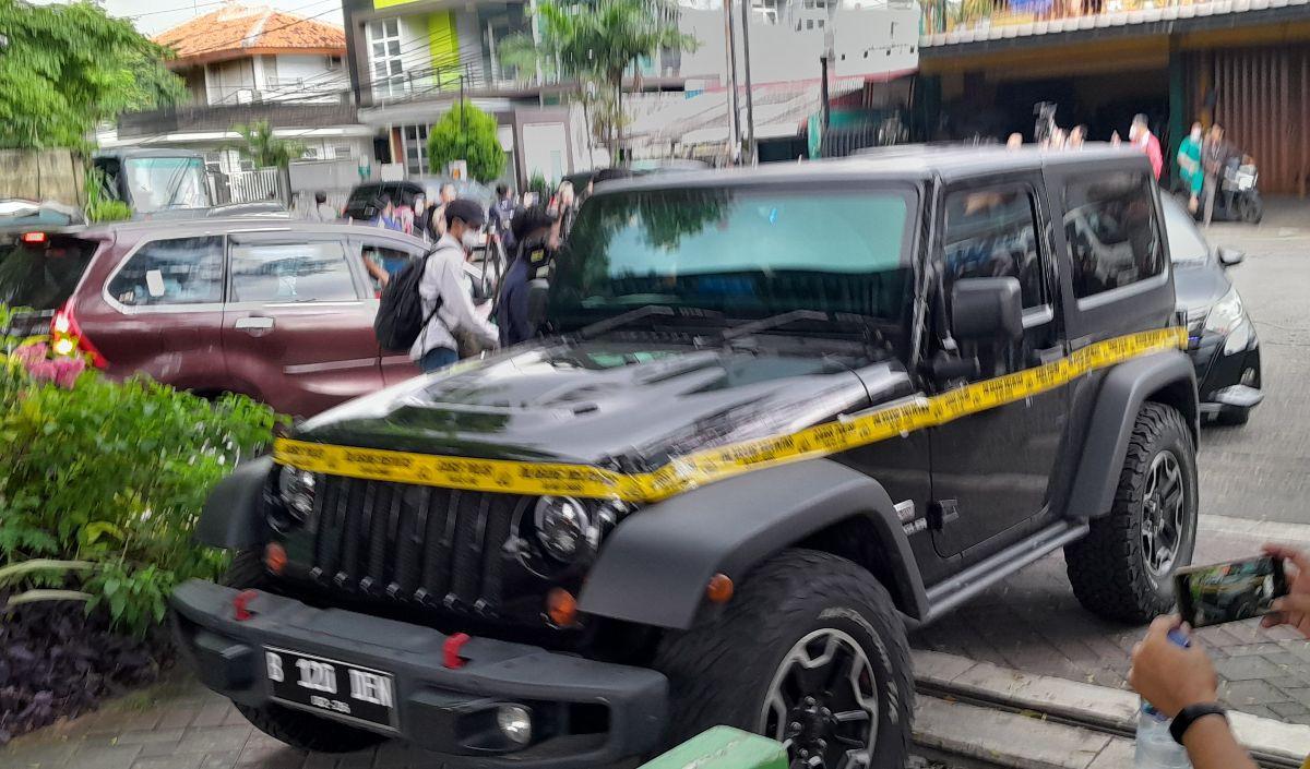 Dalam keterangan mengenai syarat dan tata cara lelang, disebutkan bahwa mobil Rubicon yang akan dilelang dalam kondisi apa adanya.<br>