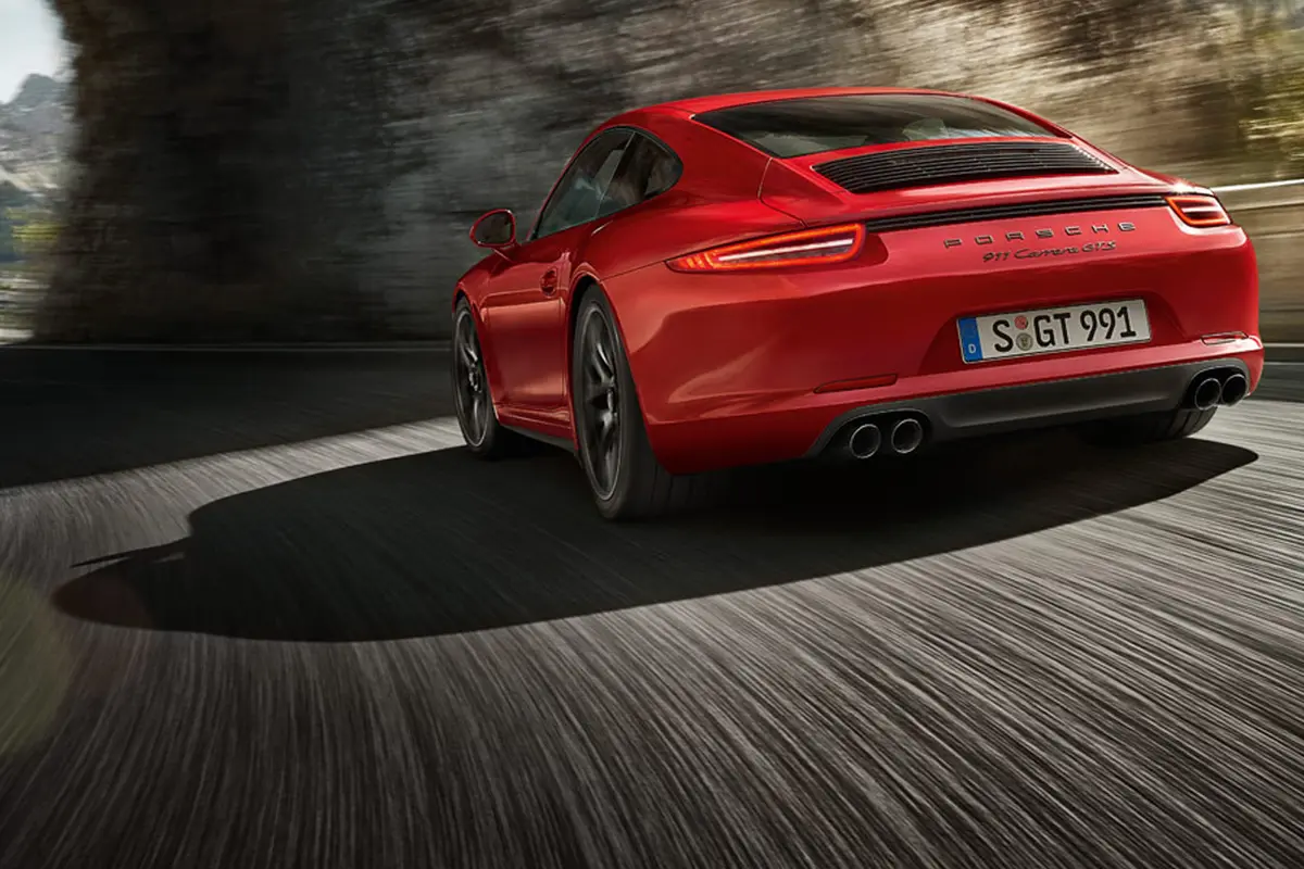 Porsche 911 Carrera GTS (Porsche.com)