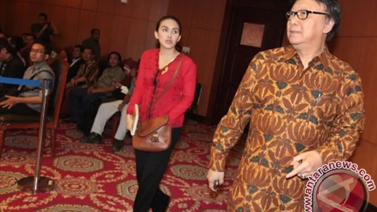 Tjahjo Kumolo dan Rieke Siap Jadi Menteri