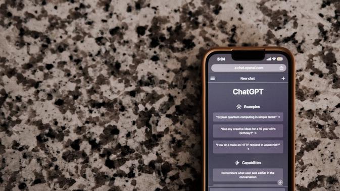 ChatGPT vs Claude AI: Siapa Jawara Kecerdasan AI Sejati?