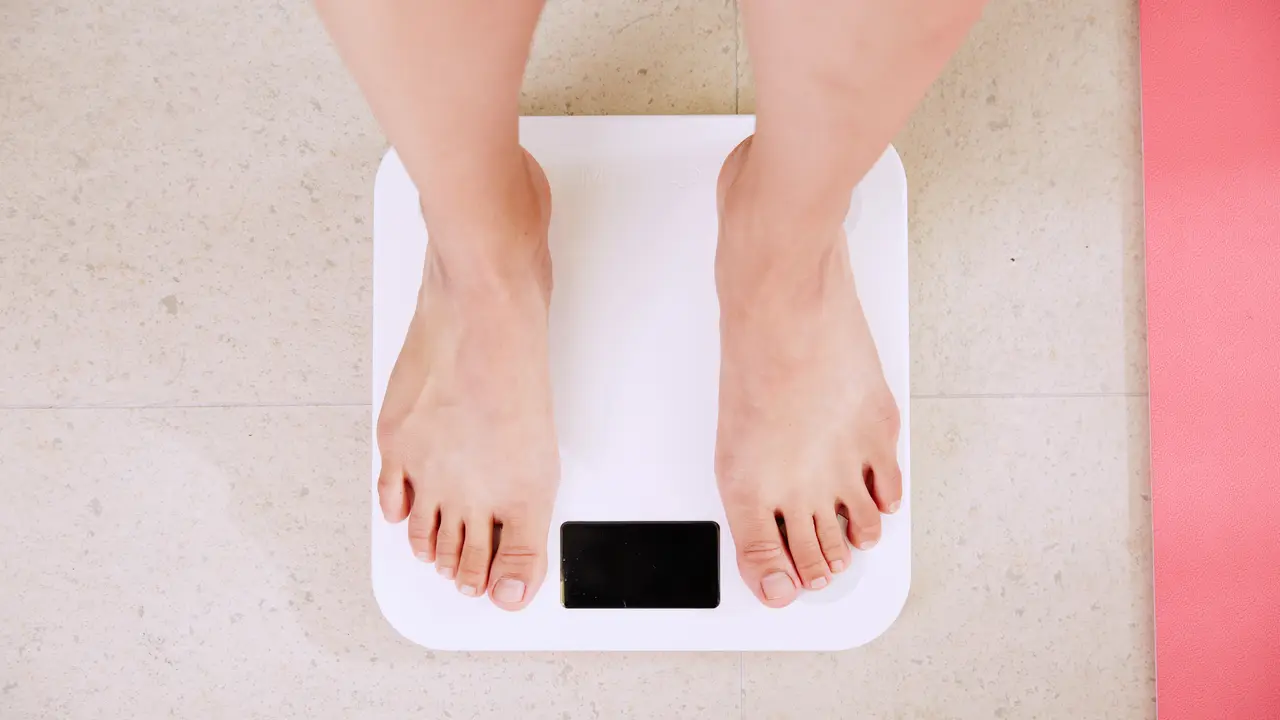 [Fimela]  Berat Badan