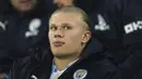 Manchester City menjamu Chelsea dalam babak ketiga Carabao Cup 2022/2023 di Etihad Stadium tanpa diperkuat oleh Erling Haaland yang duduk di bangku cadangan dan akhirnya sama sekali tak bermain. (AP/Dave Thompson)