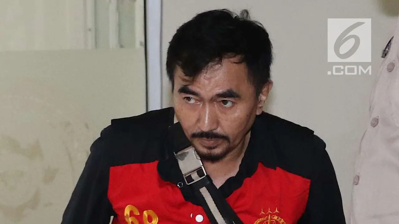 Ekspresi Gatot Brajamusti Jelang Putusan Sidang Kasus Asusila