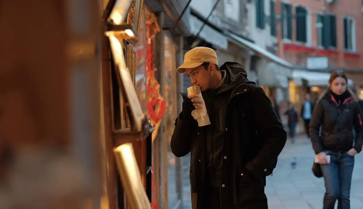 Meski sedang sepi job sebagai komika, Ge Pamungkas mengaku masih disibukkan dengan 3 project film baru. Film Vitamin Sea sama Kapal Goyang Kapten dan satu lagi masih dirahasiakan. (instagram/gepamungkas)