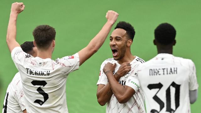 Hormati Chadwick Boseman Aubameyang Lakukan Selebrasi Gol Wakanda Forever Bola Liputan6 Com