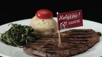 Steak Hotel by Holycow kini buka cabang di Surabaya.