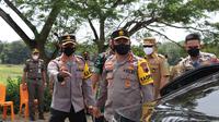 Kapolda Jateng Irjen Pol Ahmad Lutfie meninjau kondisi jalur mudik Cilacap hingga Kebumen. (Foto: Liputan6.com/Humas Polres Kebumen)