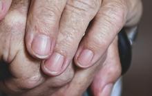 Curhatan Pilu Para Ibu yang Tinggal di Panti Jompo: Mama Pengen Pulang