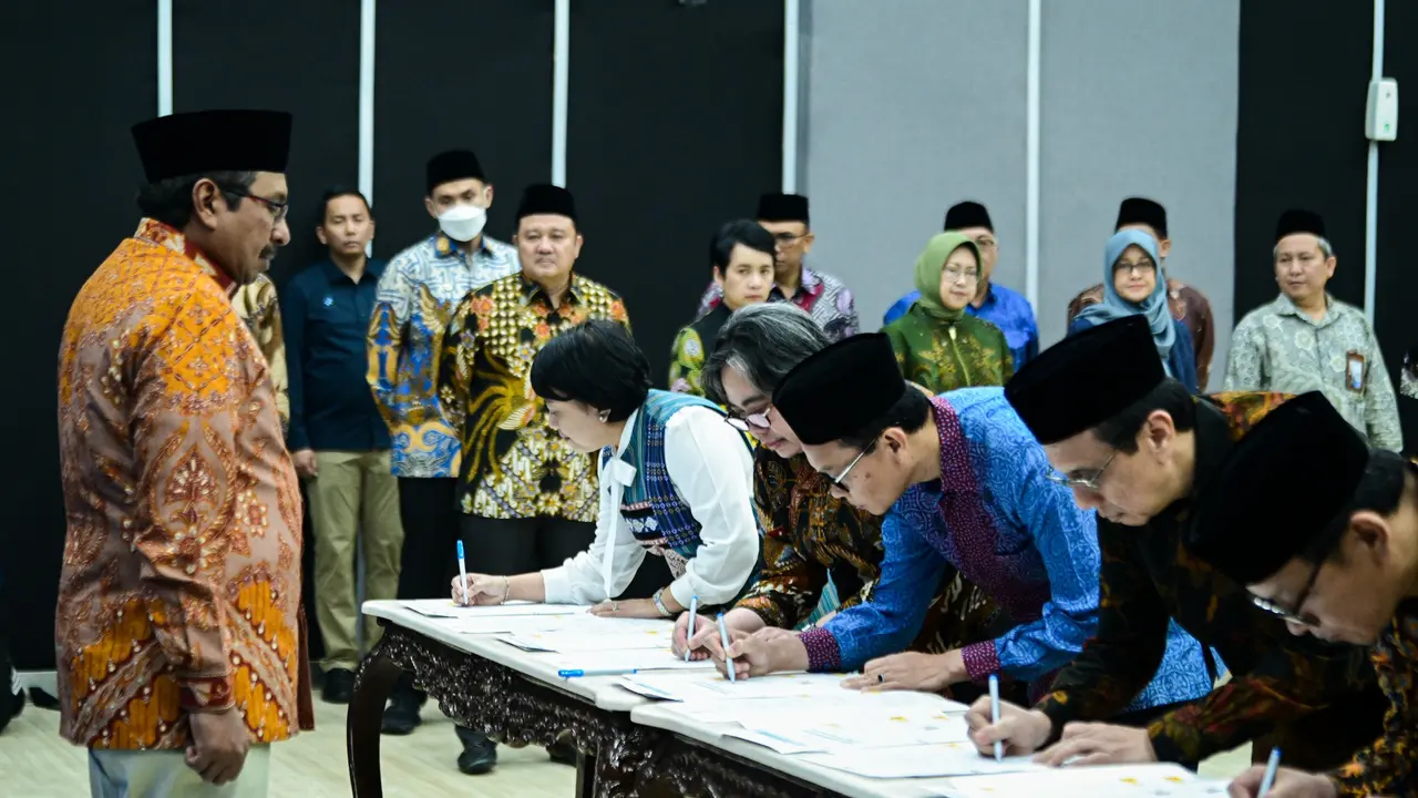 Sekretaris Jenderal Kementerian Komdigi Ismail memberikan arahan saat Pelantikan Pejabat Pimpinan Tinggi Pratama di lingkungan Komdigi. Credit: Komdigi