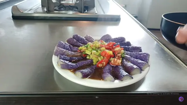 Bukan Pakai Cuka, Begini Cara Rebus Terong Biar Tidak Menghitam