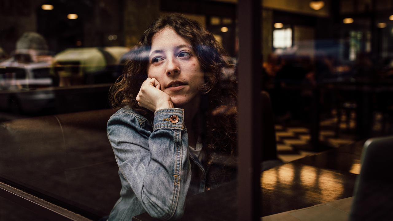 6 Cara Menyikapi Rindu pada Seseorang yang Dicintai