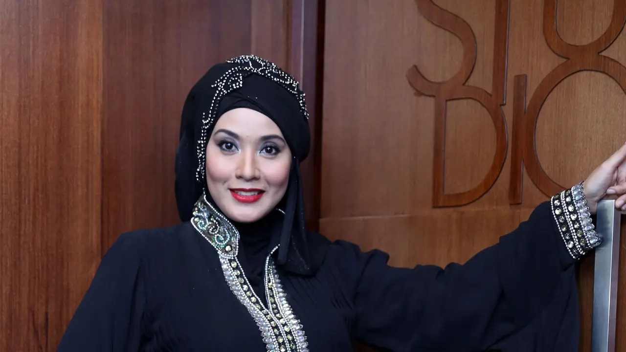 [Bintang] Elma Theana