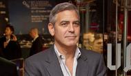 Saat tengah mengendarai motor di Italia, George Clooney tertabrak mobil (AP Photo)
