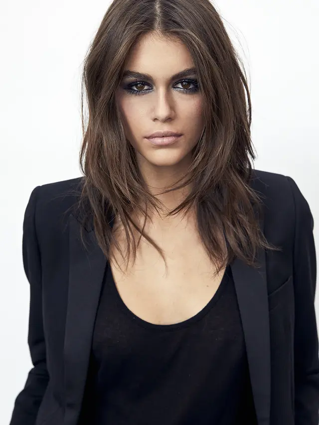 Pesona Kaia Gerber, Brand Ambassador Terbaru YSL Beaute