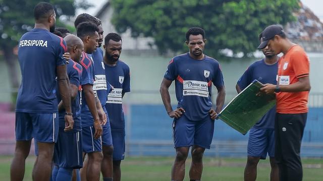 Ricardo Salampessy - Persipura Jayapura di Pegadaian Liga 2 2024/2025