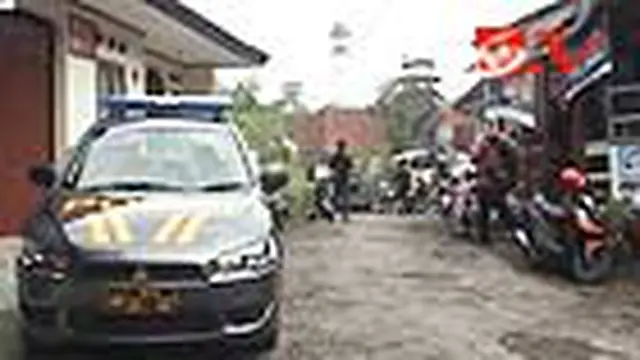 Masjid Ahmadiyah Masih Dijaga Polisi