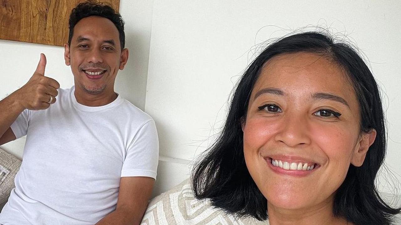 Sejumlah rekan musisi dan public figure menyampaikan selamat Natal buat Pongki dan keluarga.<br>