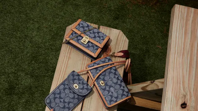 Padu padan busana Coach