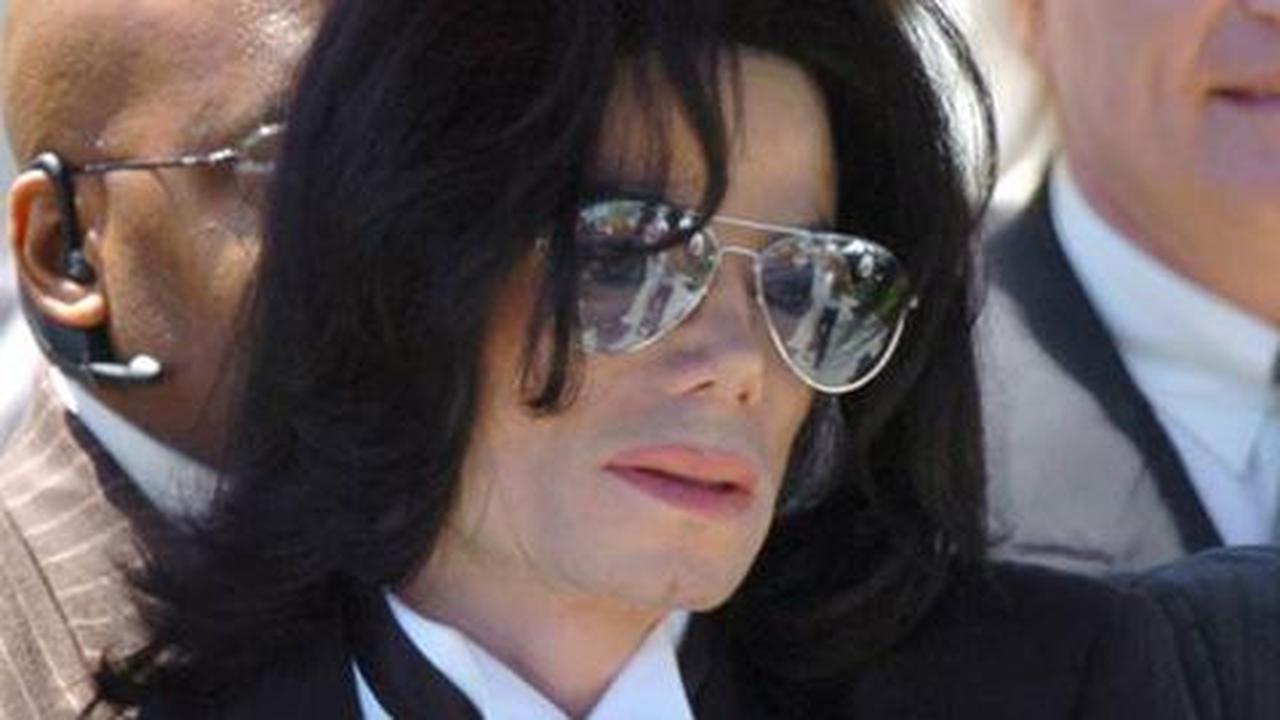 Michael Jackson muncul di iklan Pepsi