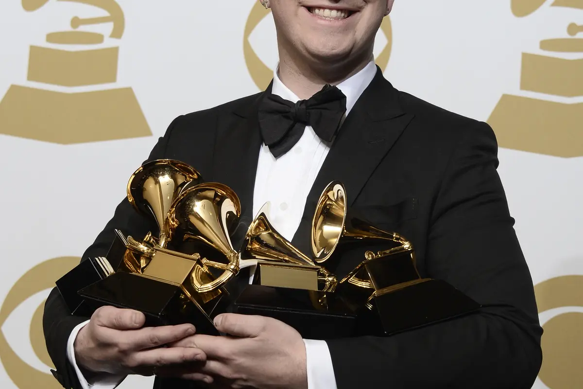 [Bintang]  Sam Smith