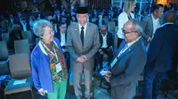 Jokowi di Forum Bloomberg Singapura: QRIS Dipakai hingga Pedagang Kaki Lima di Desa