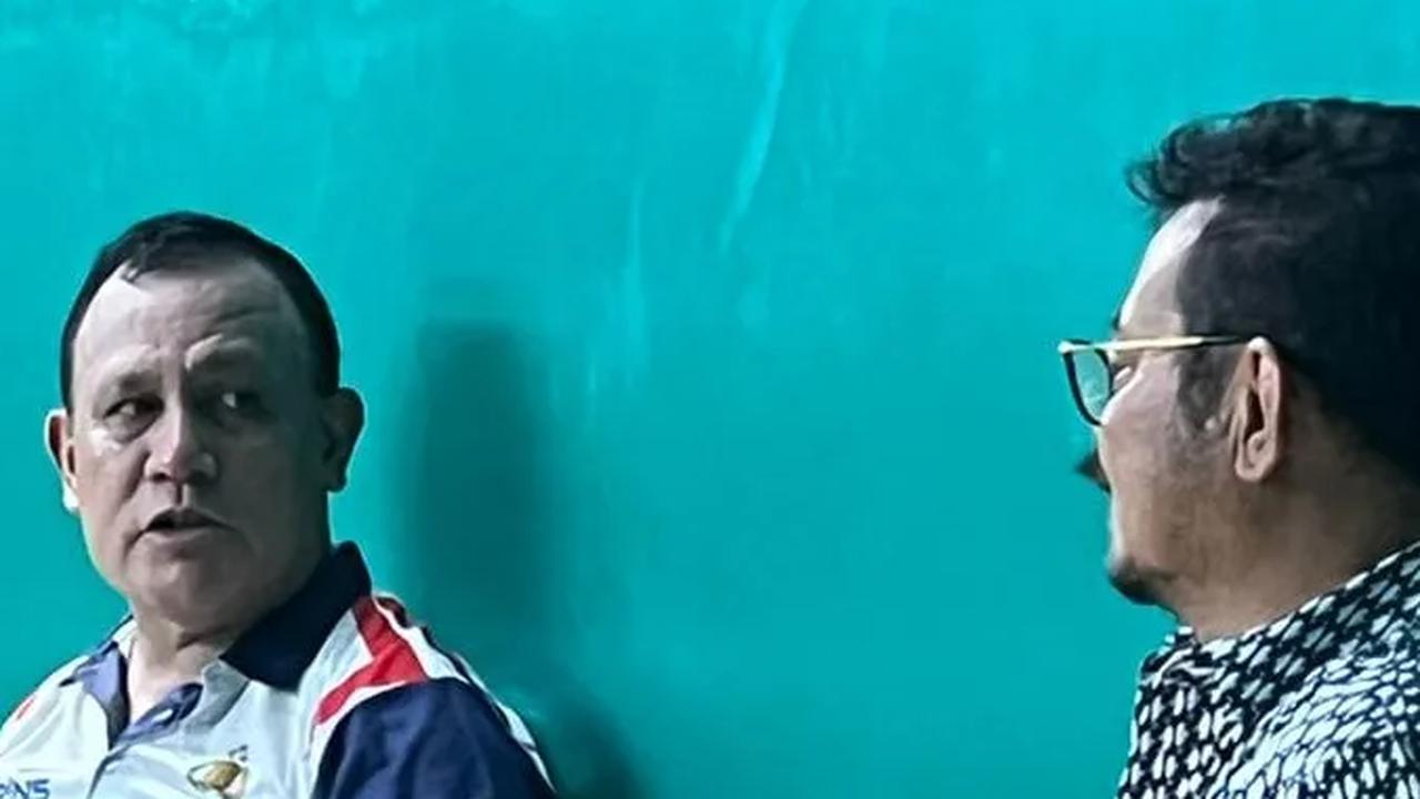 Fakta Lain Terkait Foto Viral Firli Bahuri dan Syahrul Yasin Limpo di Lapangan Badminton