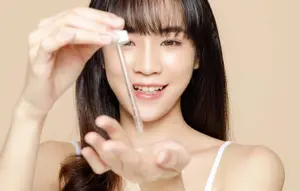 Serum Vitamin C Terbaik untuk Kulit Kusam, Bantu Wajah Tampak Lebih Segar dan Bercahaya