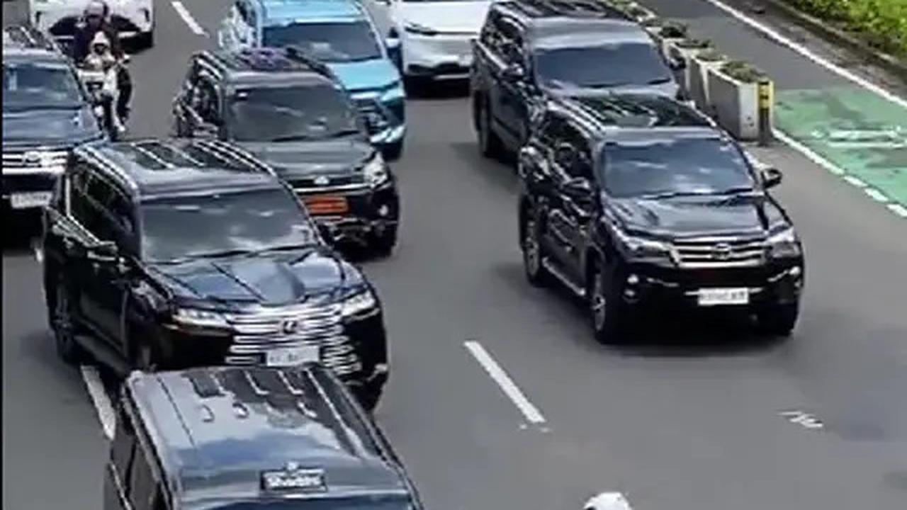 Siapakah Pemilik Mobil Berplat Nomor RI 36 yang Viral di X? Ini Sosoknya