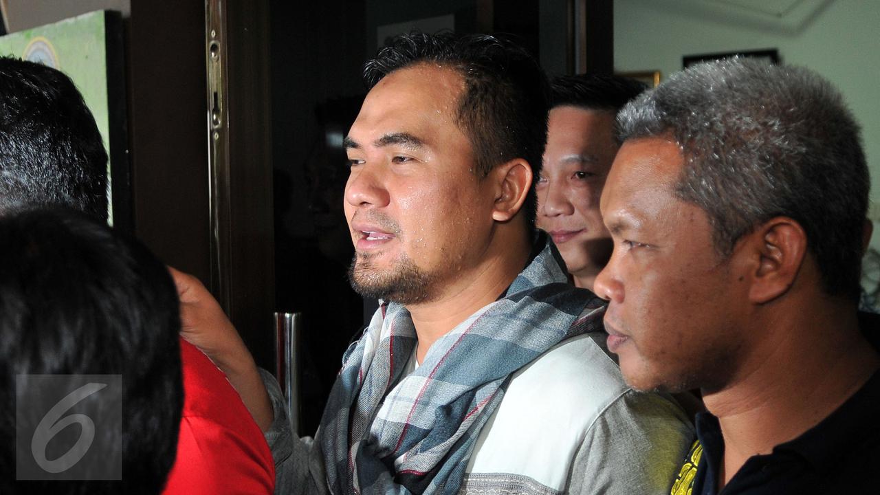 20160219-Muka Lega Saipul Jamil Usai Jalani Tes Urine di BNN