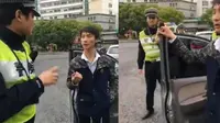 Tak Mau Ditilang, Sopir Ini Mengaku Alien