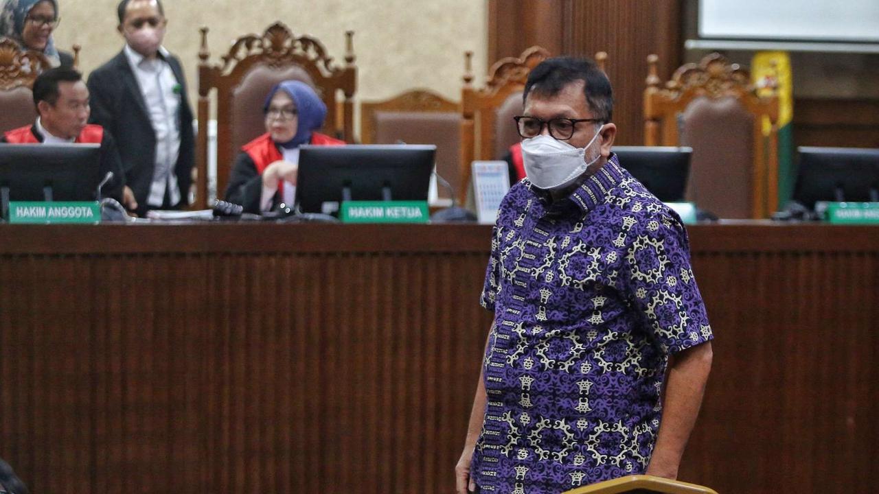 Zarof Ricar jalani sidang perdana terkait kasus suap vonis bebas Ronald Tannur