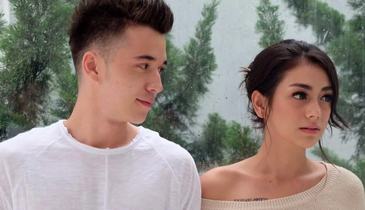 Menurut Celine, membantu membiayai sekolah anaknya merupakan bentuk keseriusan bintang sinetron Anak Jalanan itu. Seperti diketahui, Celine telah memiliki dua putri Eleeya Xaviera Sompie dan Jemima Guri Clementine Sompie.(Instagram/celine_evangelista)