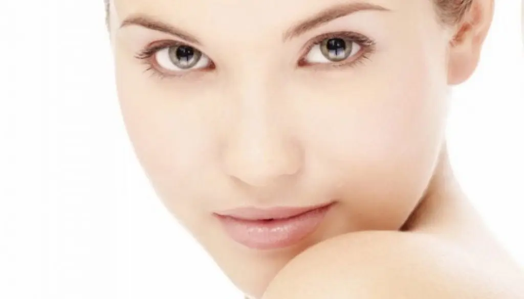 Ilustrasi kulit wajah bersih. (via: tips-cara.info)