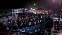 Ledakan bom di Lahore, Pakistan, menyisakan duka. Sementara di Islamabad, pengunjuk rasa protes hukuman mati terhadap seorang polisi.