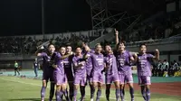 Selebrasi skuad Persita Tangerang usai mengalahkan Persib Bandung di BRI Liga 1 2022/2023 hari Minggu (09/04/2023). (Persita)