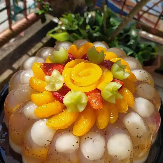 Longan Fruit Cocktail with Chocolate Layer