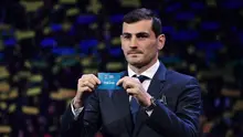Pemain sepak bola asal Spanyol, Iker Casillas saat menghadiri drawing Piala Eropa 2020 di Bucharest, 30 November 2019. (Febrice Coffrini / AFP)