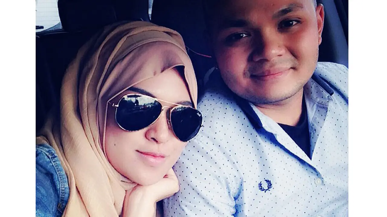 Berhijab, Delia Septianti Makin Disayang Suami