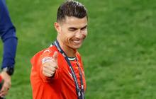 Detail Kontrak Baru Ronaldo di Al Nassr Bikin Melongo: Gaji Rp10,8 M Per Hari hingga Dapat Saham Klub