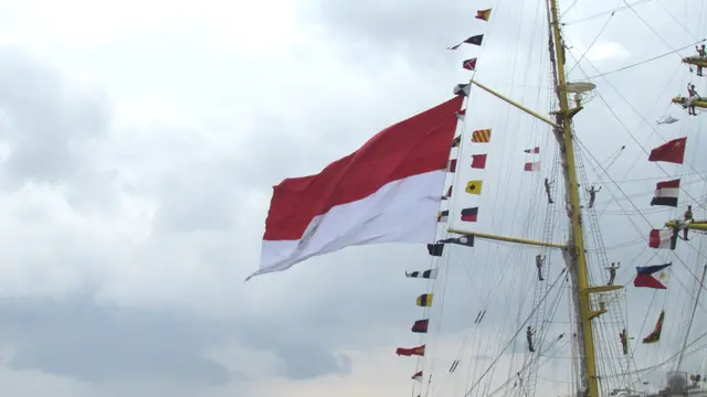 KRI Bima Suci berlabuh di Kobe, Jepang (23/8/2019) (sumber: KJRI Osaka)