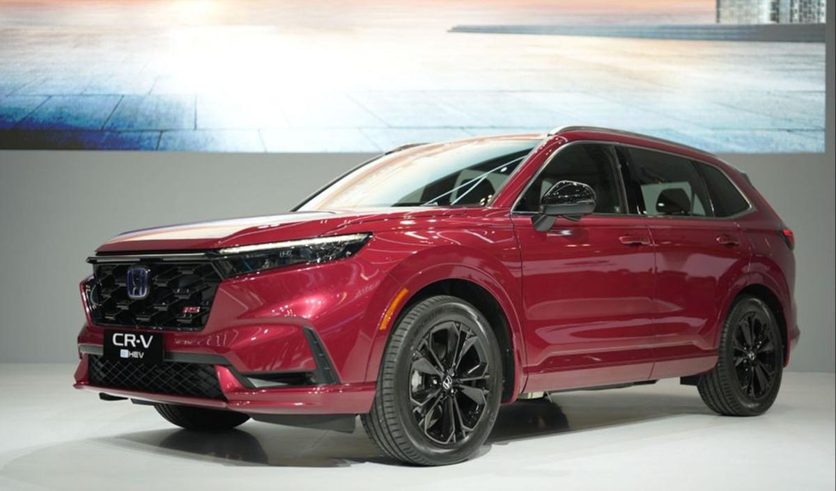 <br><br>Sementara, SUV terbaru yang diluncurkan di GIIAS 2023, All New CR-V, mencatat penjualan 294 unit pada bulan lalu.  Untuk All New CR-V varian hybrid, mulai dikirim ke konsumen pada Oktober 2023.<br>