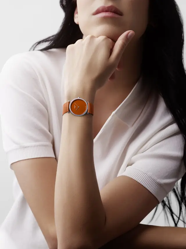 Longines Rilis Koleksi Jam Tangan Klasik Penuh Warna untuk Musim Panas