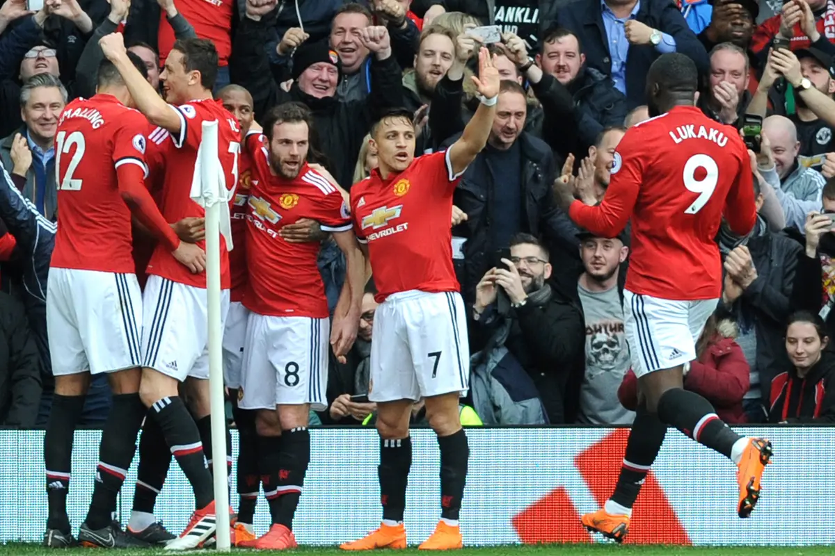 Lumat Liverpool, MU Kokoh di Posisi Kedua Liga Inggris