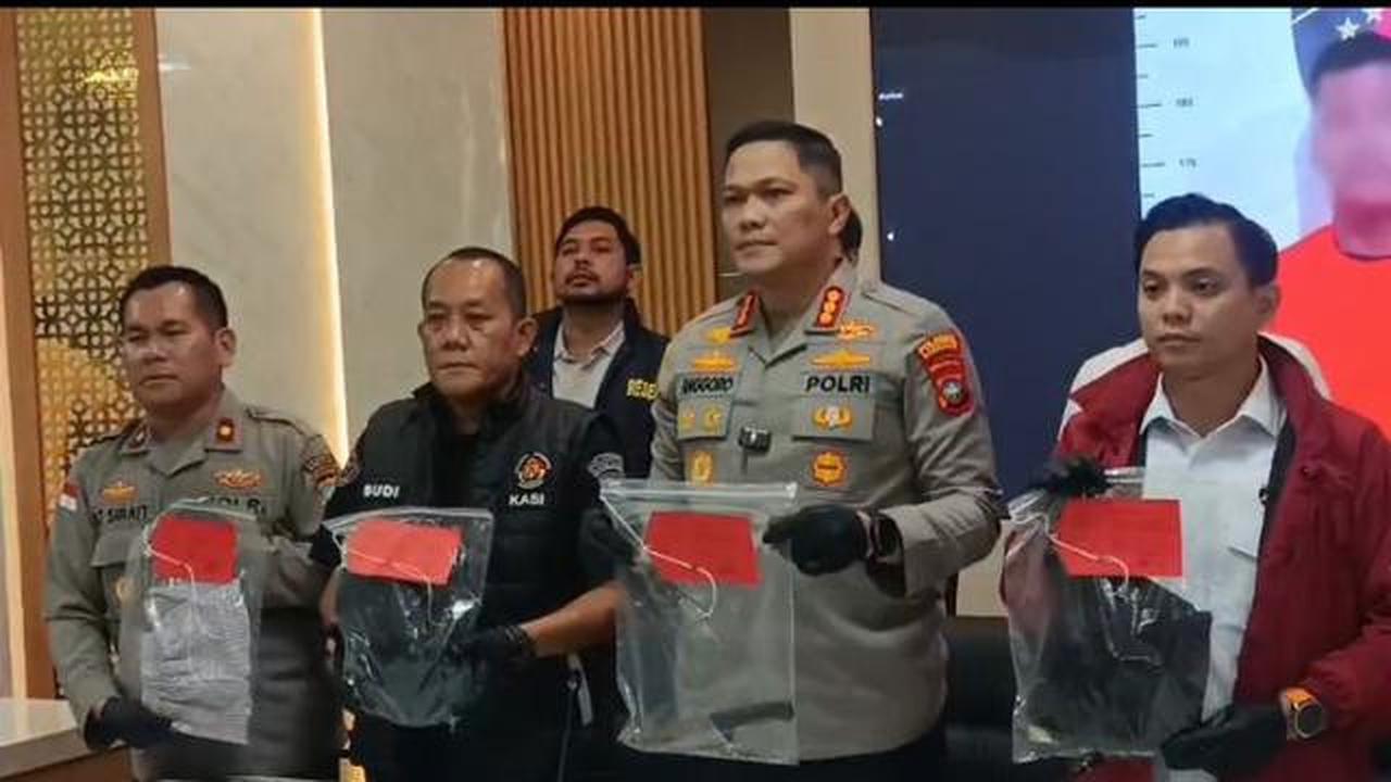 Kronologi Pria di Batam Bunuh Kekasih Sesama Jenis Pakai Kayu Berpaku Gara-Gara Dibakar Api Cemburu