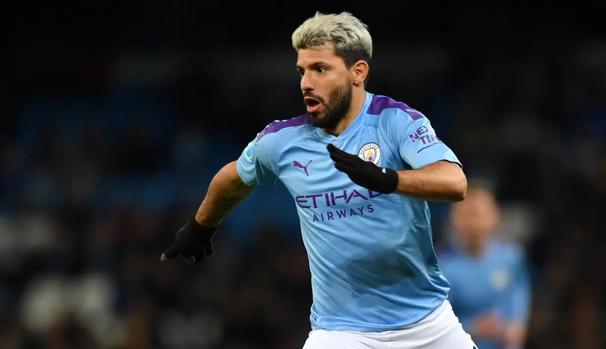 7. Sergio Aguero (40 juta euro) - Sergio Aguero menjadi salah satu striker tajam di Liga Inggris saat ini. Striker Manchester City ini dilabuhkan ke Etihad Stadium dari Atletico Madrid dengan harga 40 juta euro pada 2011. (AFP/Anthony Devlin)
