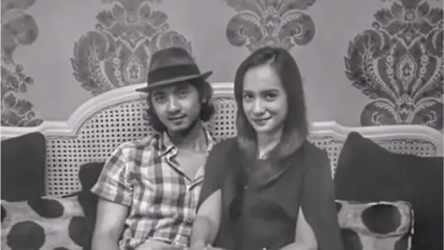 7 Potret Lawas Gaya Pacaran Arya Saloka dan Putri Anne, Curi Perhatian