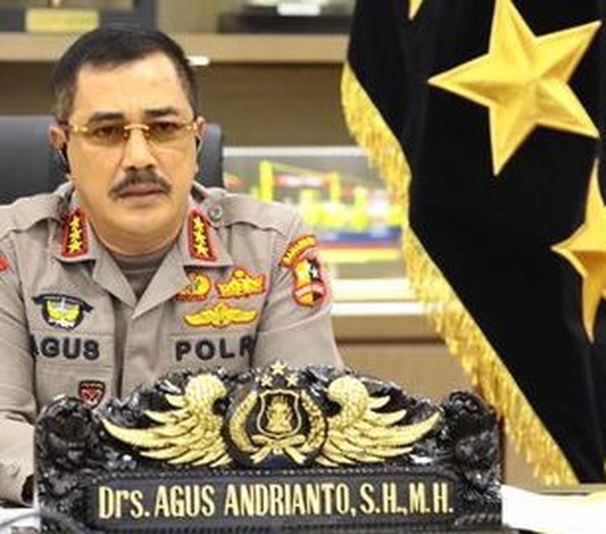 Jabatan jenderal bintang tiga atau komisaris jenderal memang cukup banyak saat ini. Tak hanya berpangkat tinggi, mereka juga mengemban jabatan yang tak main-main.