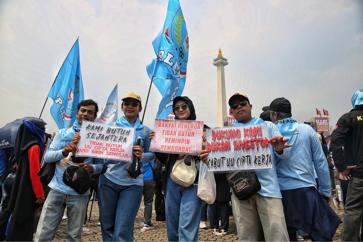 Peringatan Hari Buruh di Monas