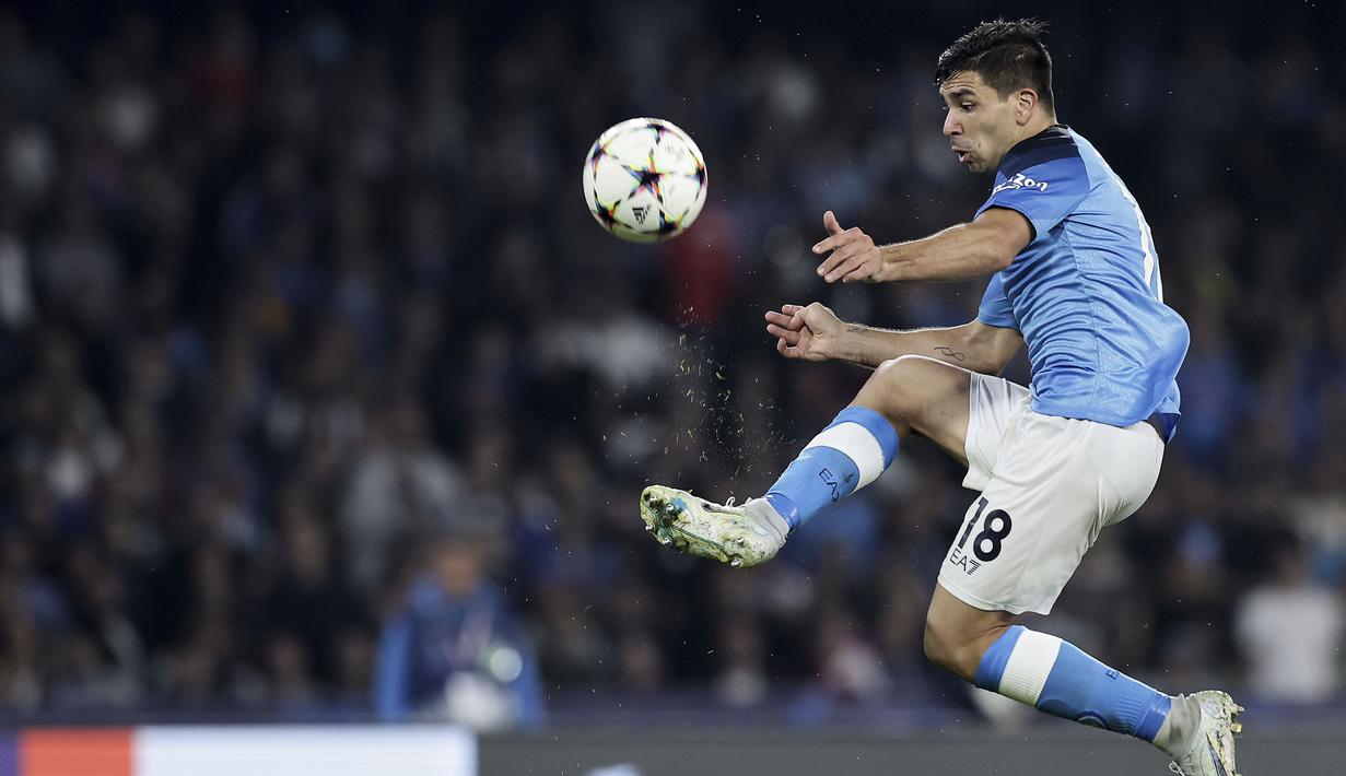 Pada laga kali ini Giovanni Simeone memborong dua gol dan satu gol lagi disumbangkan oleh Leo Ostigard.