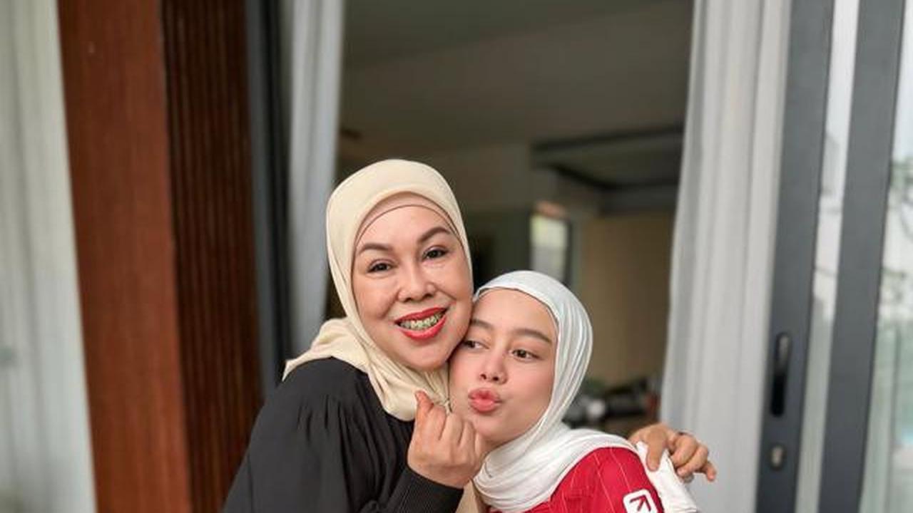 9 Potret Artis Unggah Momen Peringati Hari Ibu 2025, Ada yang Ajak Ibunda Liburan ke Eropa